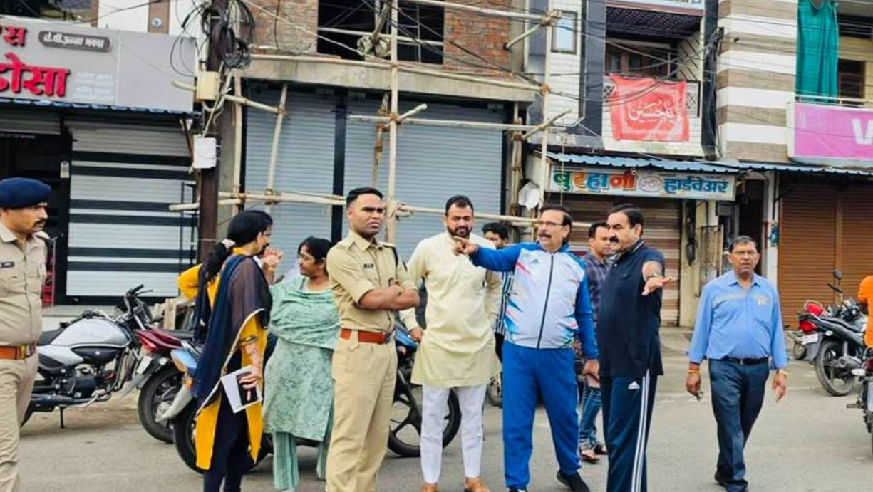 10 जुलाई को मुख्यमंत्री डॉ. मोहन यादव का Nagda दौरा, तैयारियां अंतिम चरण में; अधिकारियों एवं जनप्रतिनिधियों ने किया कार्यक्रम स्थल का निरीक्षण