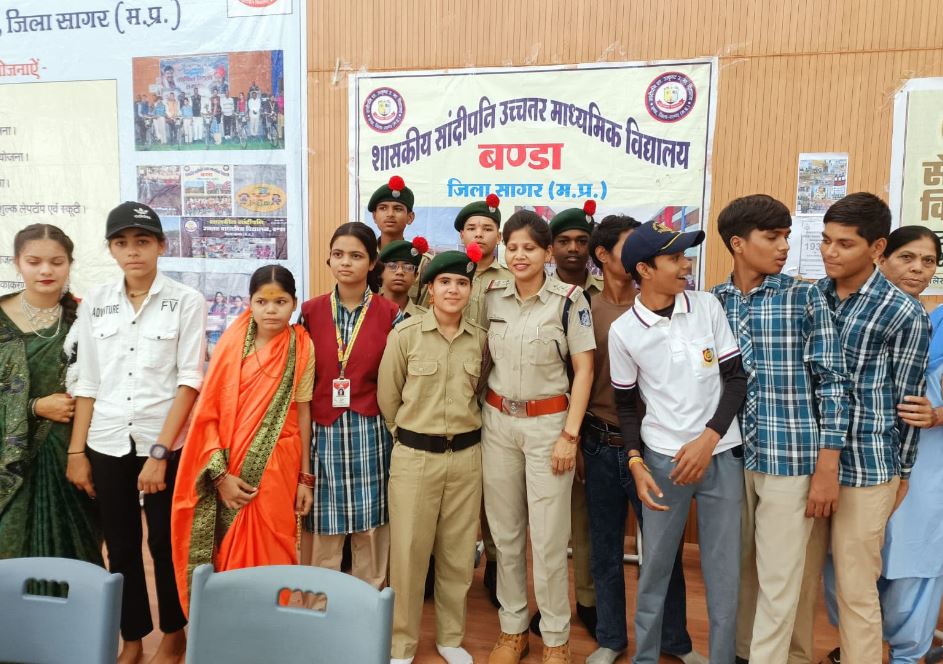 'सेफ क्लिक 2.0' अभियान के तहत सागर में साइबर जागरूकता कार्यक्रम, हजारों लोगों ने ली सुरक्षा की शपथ