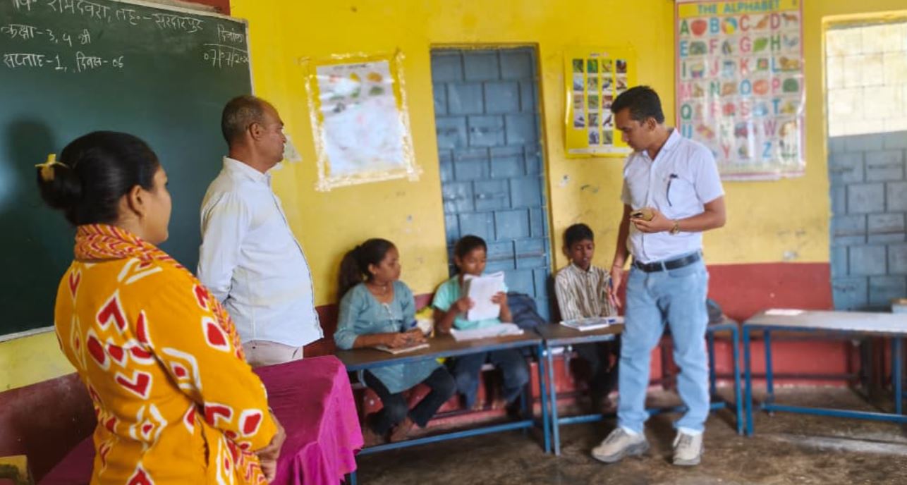 खंड स्त्रोत समन्वयक अधिकारी Mahendra Solanki ने संकुल केंद्र बरमंडल के अंतर्गत, अनेक विद्यालय का किया निरीक्षण
