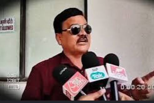 Satna : निलंबित उपयंत्री सतीश समेले के गंभीर आरोप, बोले- सरपंच से भोपाल तक चलता है कमीशन का खेल