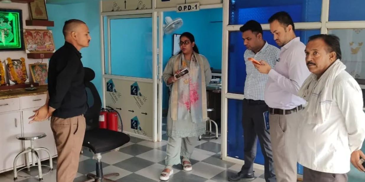 Guna : SDM आरोन ने निजी अस्पताल और पैथोलॉजी लैब का किया औचक निरीक्षण, अनियमितताओं पर कार्रवाई के निर्देश