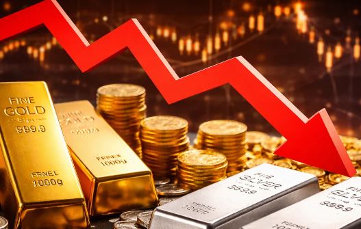 Gold-Silver Rate Today: सोने की कीमतों में गिरावट, चांदी हुई महंगी; जानिए 16 जुलाई के ताजा भाव