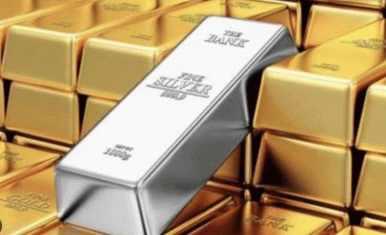 Gold-Silver Rate Today 22 July: चार दिन की गिरावट के बाद सोना हुआ महंगा, चांदी के भाव में आई कमी