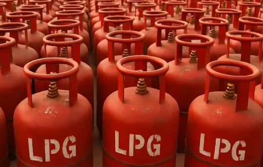 LPG Rate Today 28 July 2026: अगस्त से पहले जान लें गैस सिलेंडर से जुड़े संभावित बदलाव