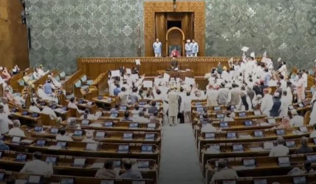 NEET Paper Leak Bill 2026: संसद में आज होगी पेपर लीक कानून संशोधन बिल पर चर्चा