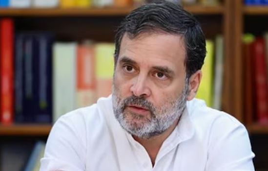 NEET पेपर लीक विवाद: राहुल गांधी ने पीएम मोदी और अमित शाह पर साधा निशाना, छात्रों की आवाज दबाने का लगाया आरोप
