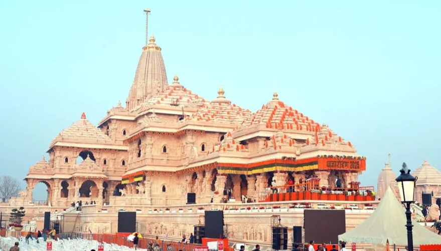 Ayodhya News: राम मंदिर चढ़ावा चोरी मामले में बड़ा खुलासा, आरोपियों के घर से नकदी, सोने के गहने और कार बरामद; 15 बैंक खाते फ्रीज