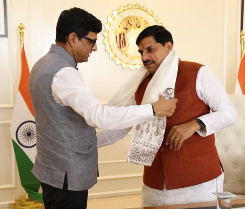 CM Dr. Mohan Yadav से आत्मीय भेंट, इंदौर के विकास को लेकर कई महत्वपूर्ण विषयों पर हुई विस्तृत चर्चा