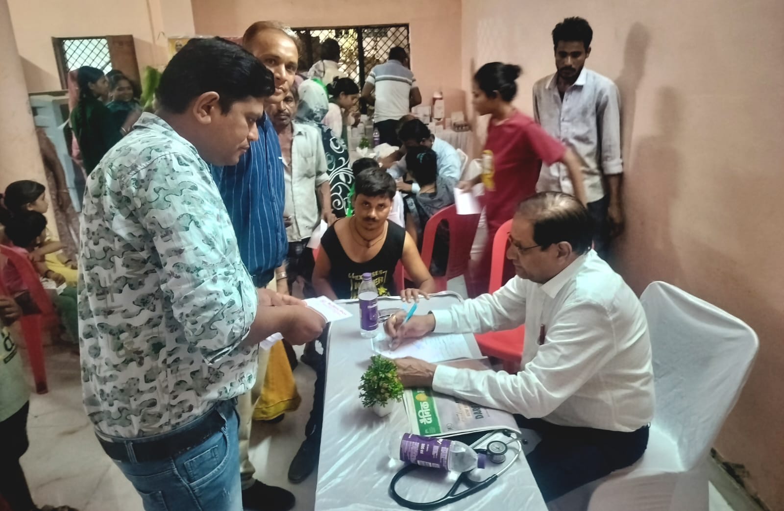 258 मरीजों को लाभ: अशोकनगर में निःशुल्क स्वास्थ्य परीक्षण एवं दवा वितरण शिविर सफलतापूर्वक सम्पन्न