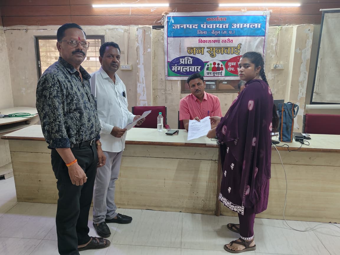 आमला 9 सूत्रीय मांगों पर बड़ा आंदोलन: 16 जुलाई को मां चंद्रभागा पुल पर चक्का जाम की चेतावनी, पार्षद खुशबू विजय अतुलकर का प्रशासन को अल्टीमेटम