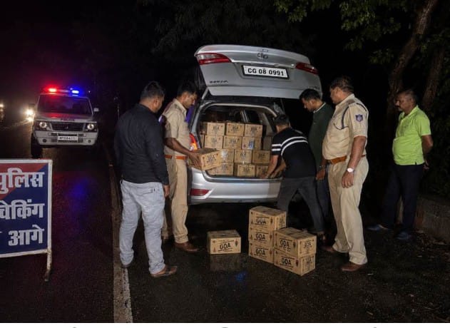 बड़ी कार्रवाई: रामनगर पुलिस अवैध शराब जब्ती में 234 लीटर शराब बरामद, 3 तस्कर गिरफ्तार, इनोवा जब्त
