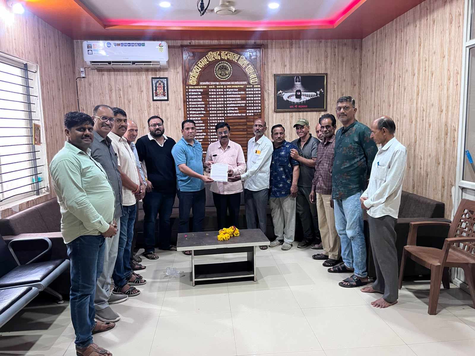बड़ी पहल: विश्वकर्मा मंदिर टीन शेड निर्माण की मांग तेज, जांगिड़ ब्राह्मण समाज ने सौंपा ज्ञापन