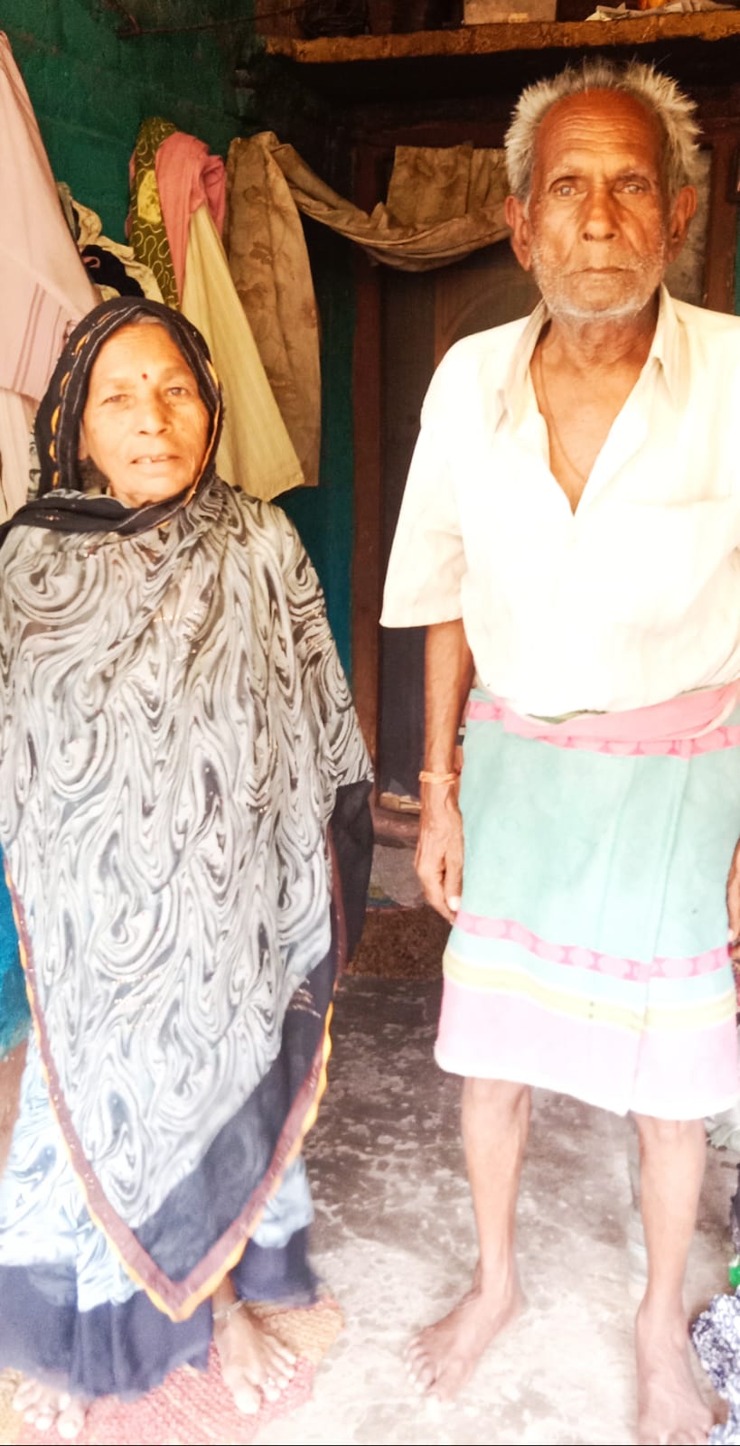 वृद्धावस्था पेंशन के इंतजार में बुजुर्गों की बढ़ी परेशानी, चार महीने से नहीं मिला सहारा