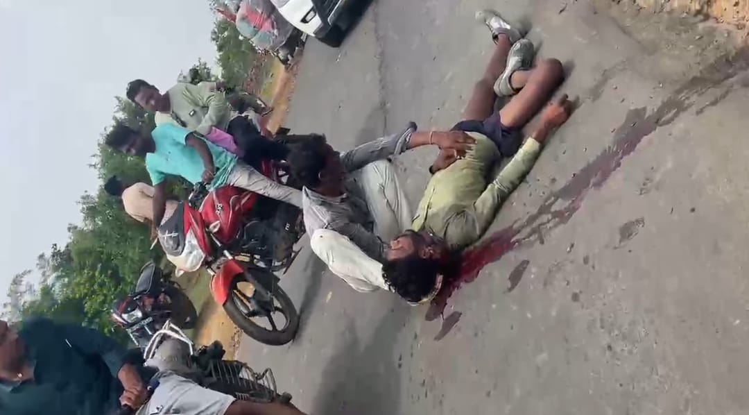 Shahdol: 108 एंबुलेंस नहीं पहुंची, घायल युवक 1 घंटे तक सड़क पर तड़पता रहा, लोगों ने खुद पहुंचाया अस्पताल