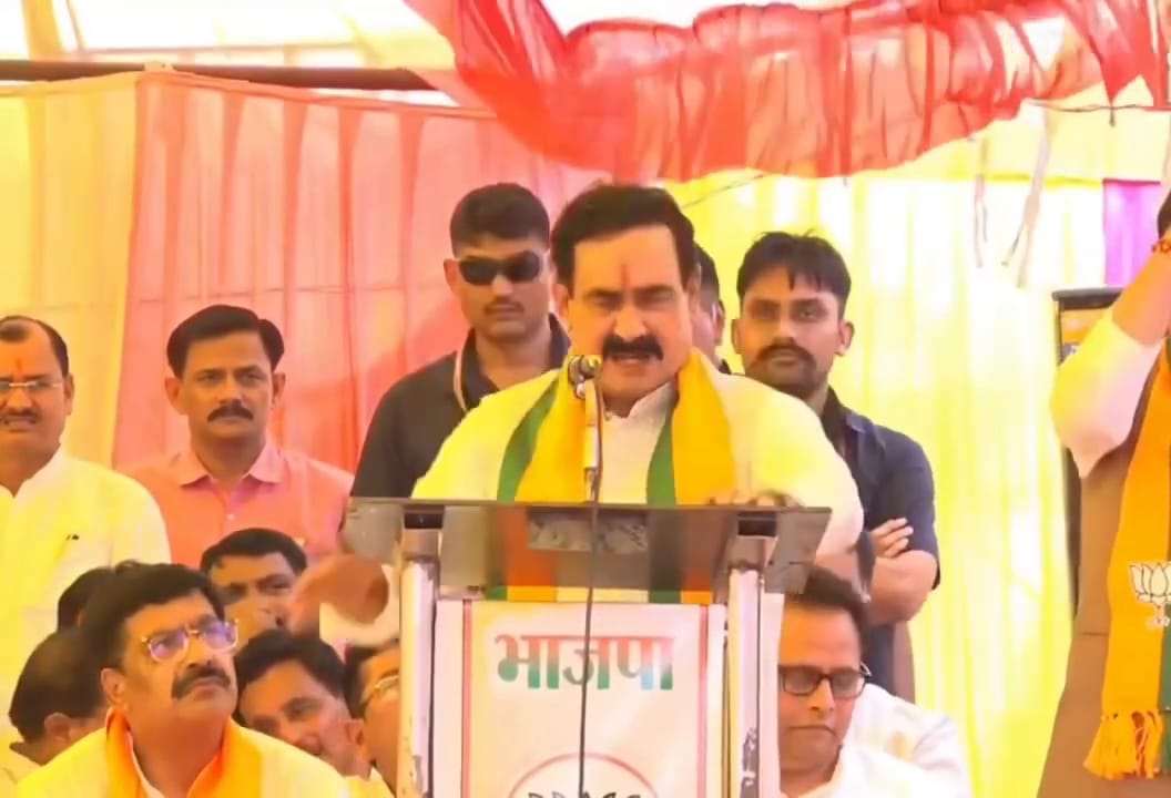 Datia उपचुनाव: भावुक हुए डॉ. नरोत्तम मिश्रा, बोले— घर-घर जाकर लेंगे आशीर्वाद, आशीष को जिताने के लिए करेंगे पूरी मेहनत