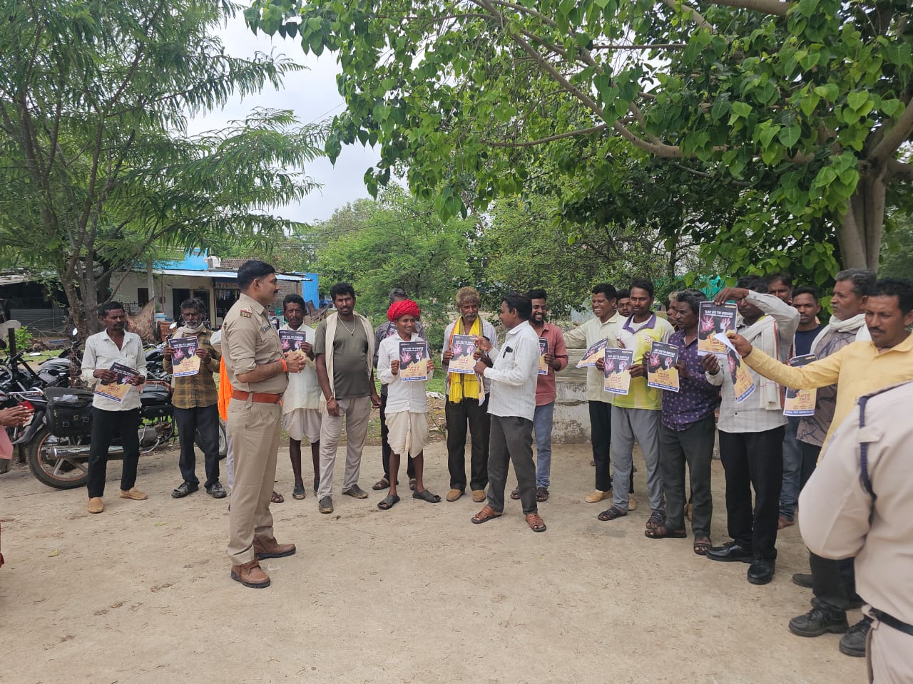 झकनावदा पुलिस नशा मुक्ति अभियान: 7 प्रभावी कदमों से लोगों को किया जागरूक, नशा मुक्त समाज की मजबूत पहल
