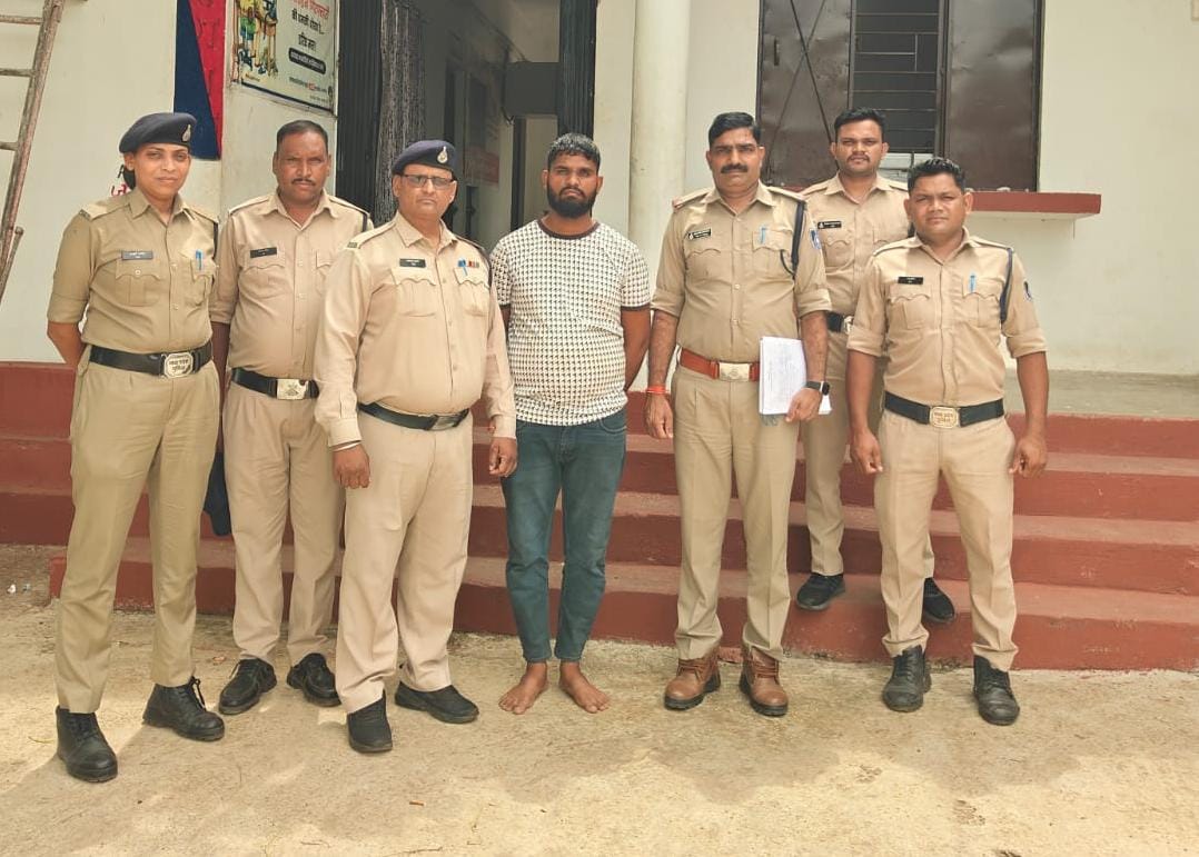बड़ी सफलता: झकनावदा पुलिस ने अवैध देशी पिस्टल के साथ युवक को दबोचा, हथियार तस्करी पर कड़ा प्रहार