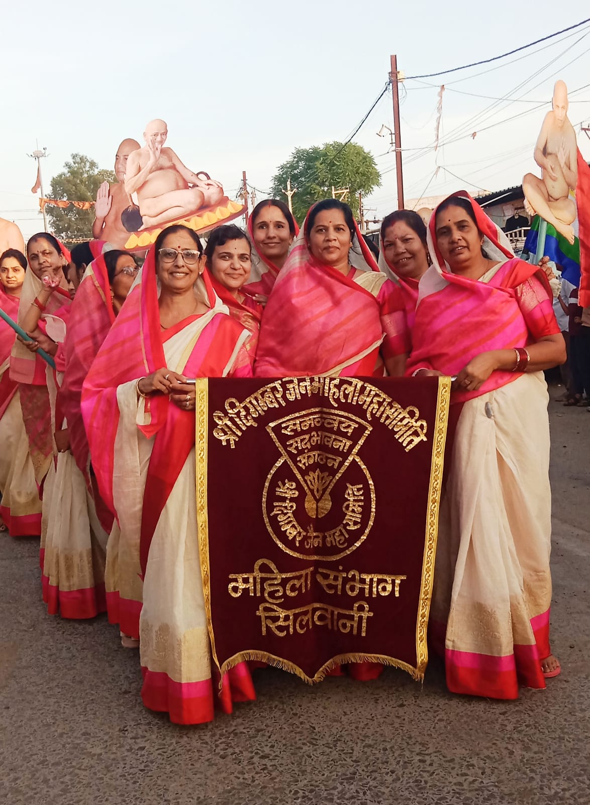 Silwani : मुनि श्री श्रेयांश सागर महाराज के चातुर्मास मंगल प्रवेश पर उमड़ा जनसैलाब