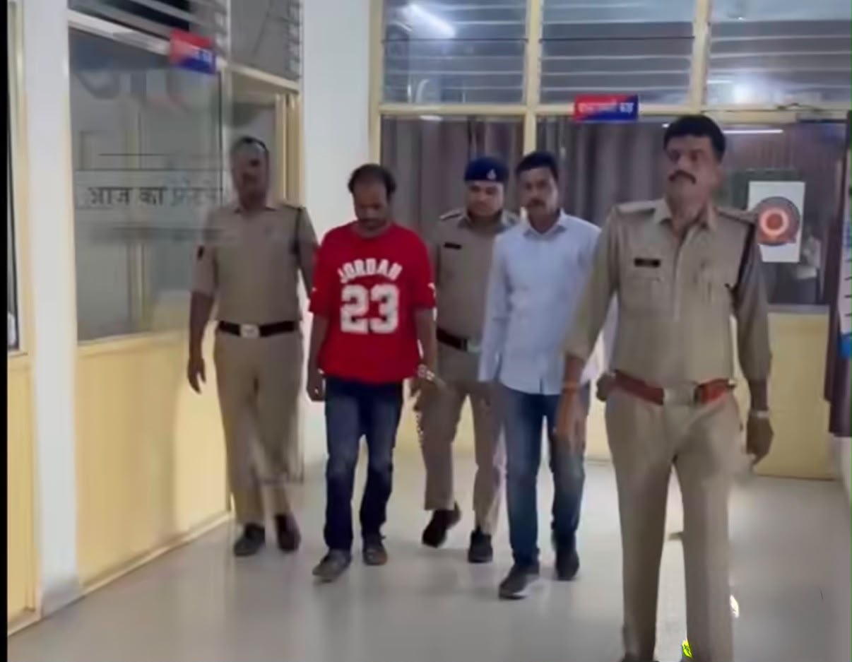 Breaking News  | Dewas से इंदौर चरस की खेप लेकर पहुंचा तस्कर गिरफ्तार
