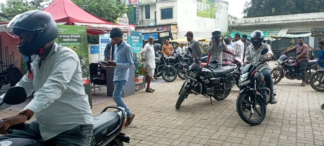 Hero MotoCorp ने लगाया ‘माइलेज कैंप’, लाइव टेस्टिंग से ग्राहकों की दूर हुईं शंकाएं