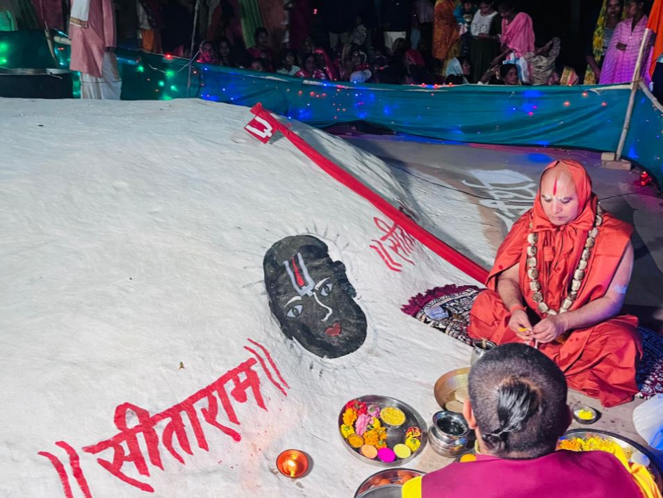 Kotma : चरणतीर्थ पावन धाम में 20 जुलाई को मनेगा भव्य गुरुपूर्णिमा महोत्सव, हजारों श्रद्धालु होंगे शामिल