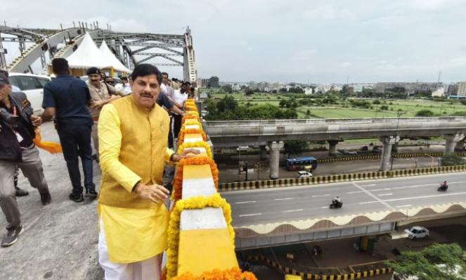 इंदौर के लवकुश डबल डेकर फ्लाईओवर की एक भुजा शुरू, मुख्यमंत्री डॉ. मोहन यादव ने किया उद्घाटन; शहर के ट्रैफिक को मिलेगी बड़ी राहत