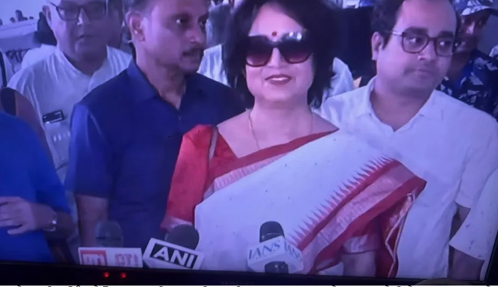 Breaking News Live Update 31 July 2026: 19 साल बाद कोलकाता लौटीं तसलीमा नसरीन, संसद में विपक्ष का अनोखा प्रदर्शन, राज्यसभा की कार्यवाही 3 अगस्त तक स्थगित