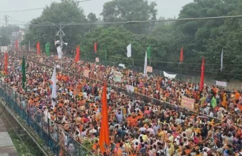 Sehore में ऐतिहासिक कांवड़ यात्रा आज, सीवन नदी से कुबेरेश्वरधाम तक गूंजेंगे हर-हर महादेव के जयकारे