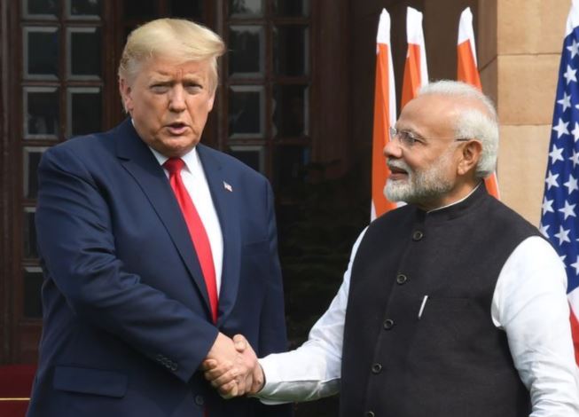 भारत पर 100% टैरिफ का खतरा, पीटर नवारो बोले- Modi और ट्रंप सुलझा लेंगे रूस से तेल का मुद्दा