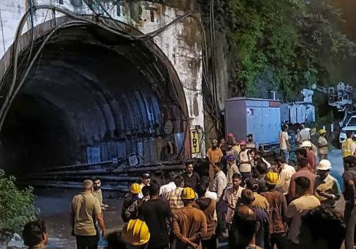 Chamoli टनल हादसे में 7 मजदूरों की मौत, 3 अब भी लापता; NDRF, SDRF और सेना का रेस्क्यू ऑपरेशन लगातार जारी है