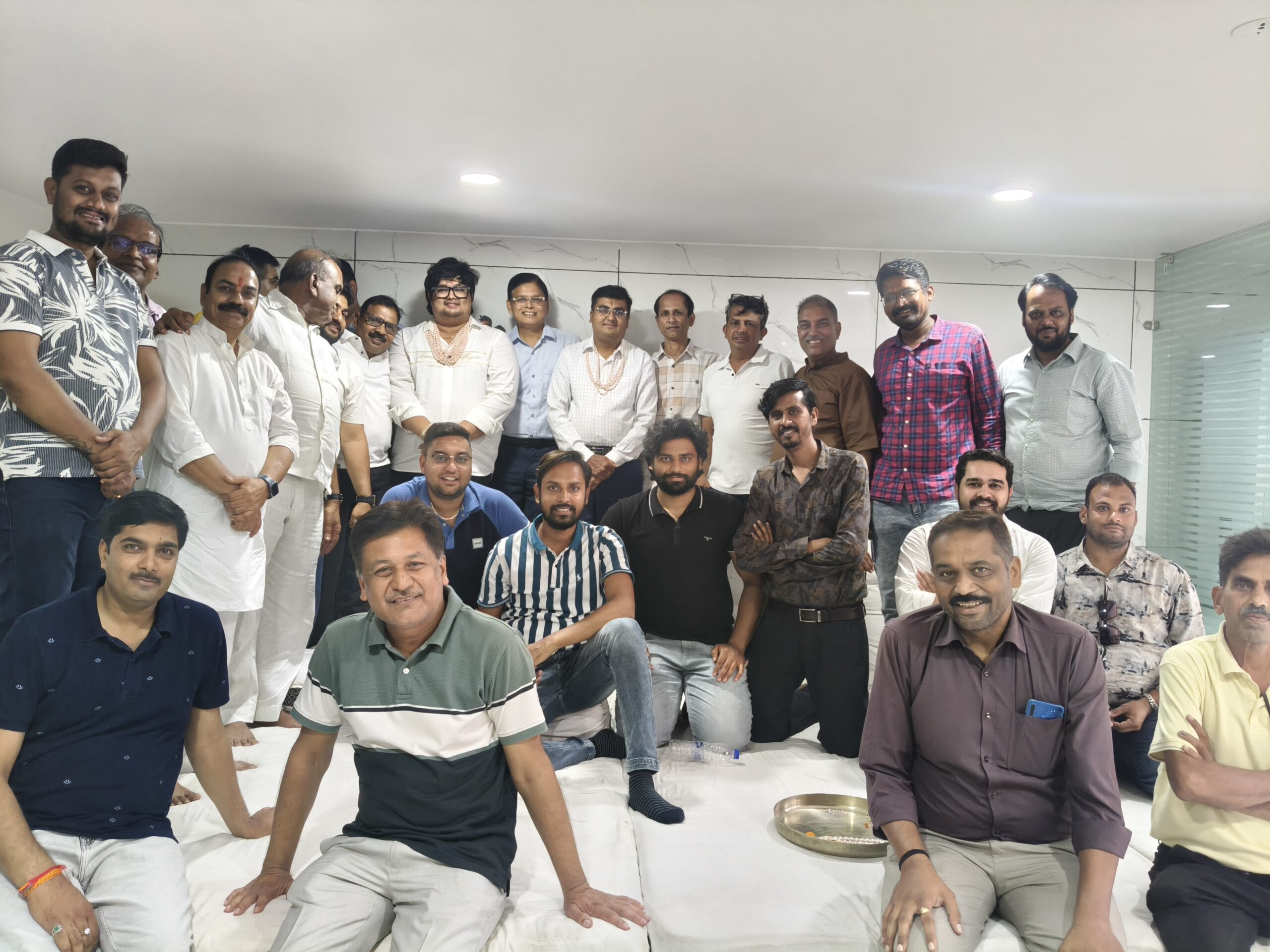 नयापुरा में राजेन्द्र जैन नवयुवक परिषद की नई टीम निर्विरोध गठित, अंशुल गिरिया अध्यक्ष और सौरभ चोरडिया बने सचिव