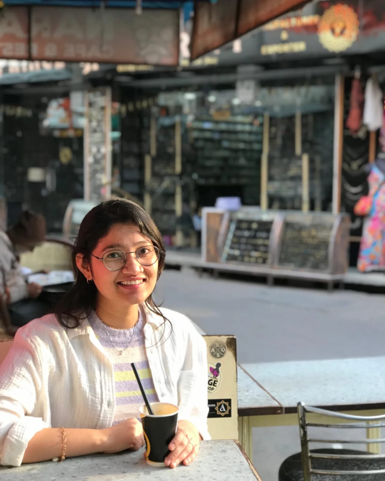 भीनमाल की बेटी सुमन बालोत बनीं आयुर्वेदिक चिकित्सा अधिकारी, चयन की खबर से कस्बे में जश्न का माहौल
