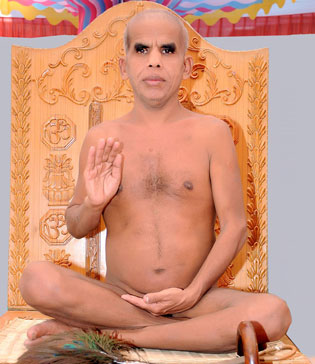 आचार्यश्री के सानिध्य में आज होगा उपसर्गहर रक्षाबंधन विधान, 700 नारियल होंगे समर्पित; चढ़ेगा निर्वाण लड्डू