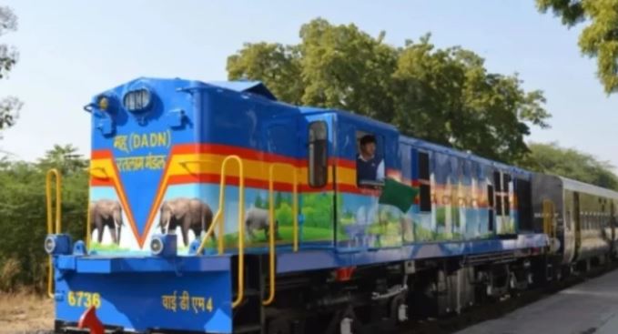 इंदौर हेरिटेज ट्रेन को लेकर जबरदस्त उत्साह, 21 सितंबर तक सीटें लगभग फुल; कोच बढ़ाने की उठी मांग