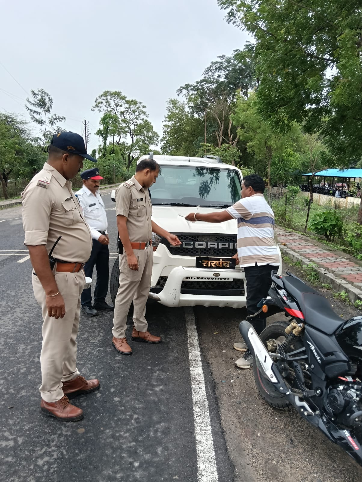 Alirajpur पुलिस का एक्शन, बयड़ा में वाहनों में तोड़फोड़ करने वाले आरोपी 24 घंटे में पकड़े गए