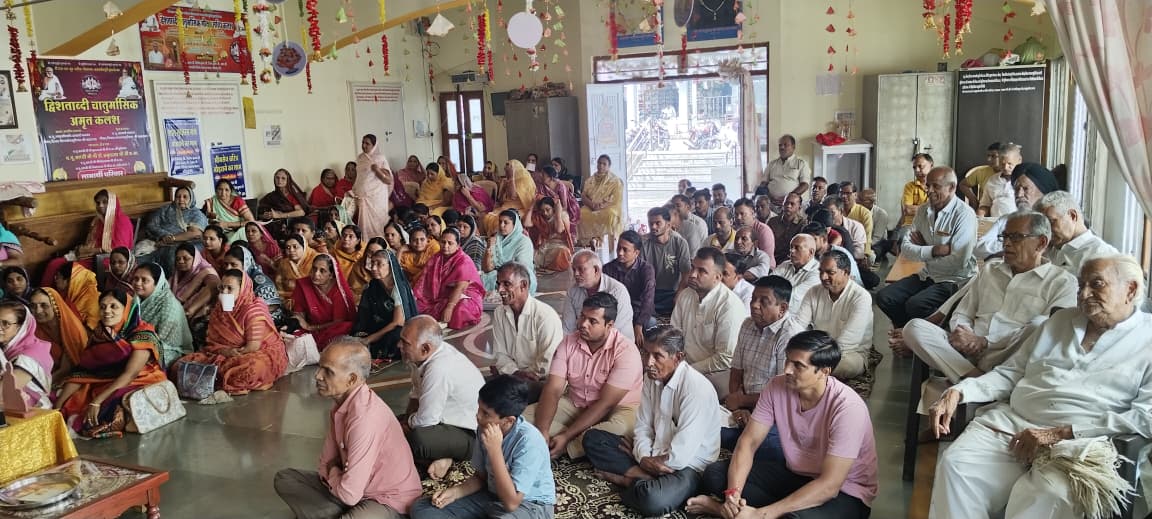 जो पत्थर हथौड़ी की मार सहन करता है, वही परमात्मा बनता है: साध्वी श्री निरागरसा श्रीजी महाराज साहब