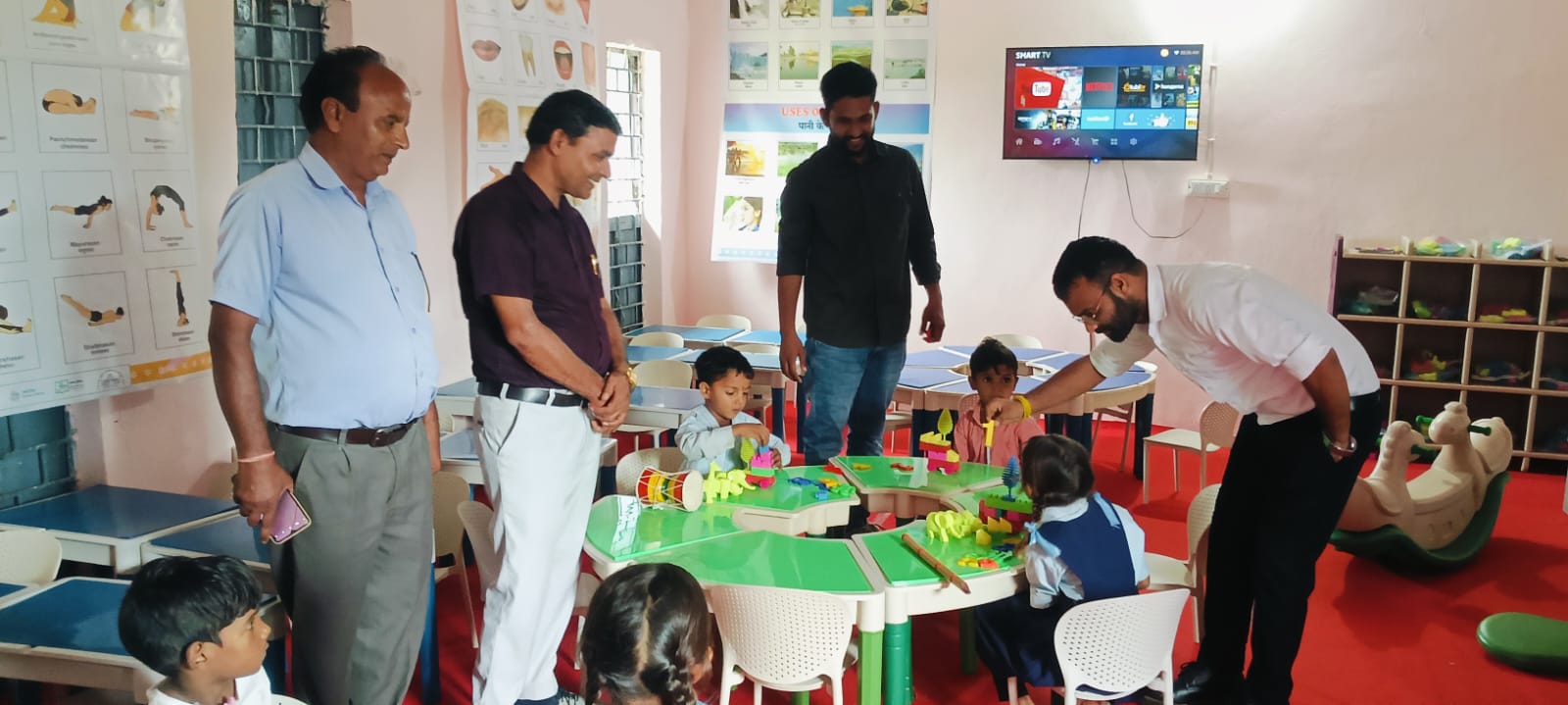 शासकीय हाई स्कूल चुपाड़िया में पालक-शिक्षक बैठक आयोजित, तहसीलदार ने किया विद्यालय का अवलोकन
