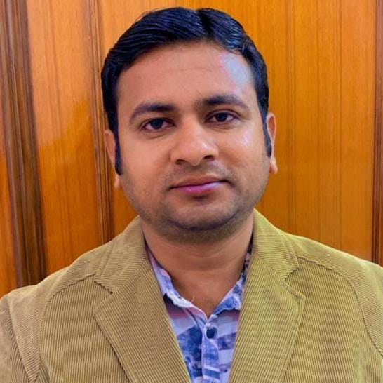 मोबाइल नहीं, लापरवाह परवरिश सबसे बड़ा खतरा: बच्चों की सुरक्षा के 7 जरूरी कदम