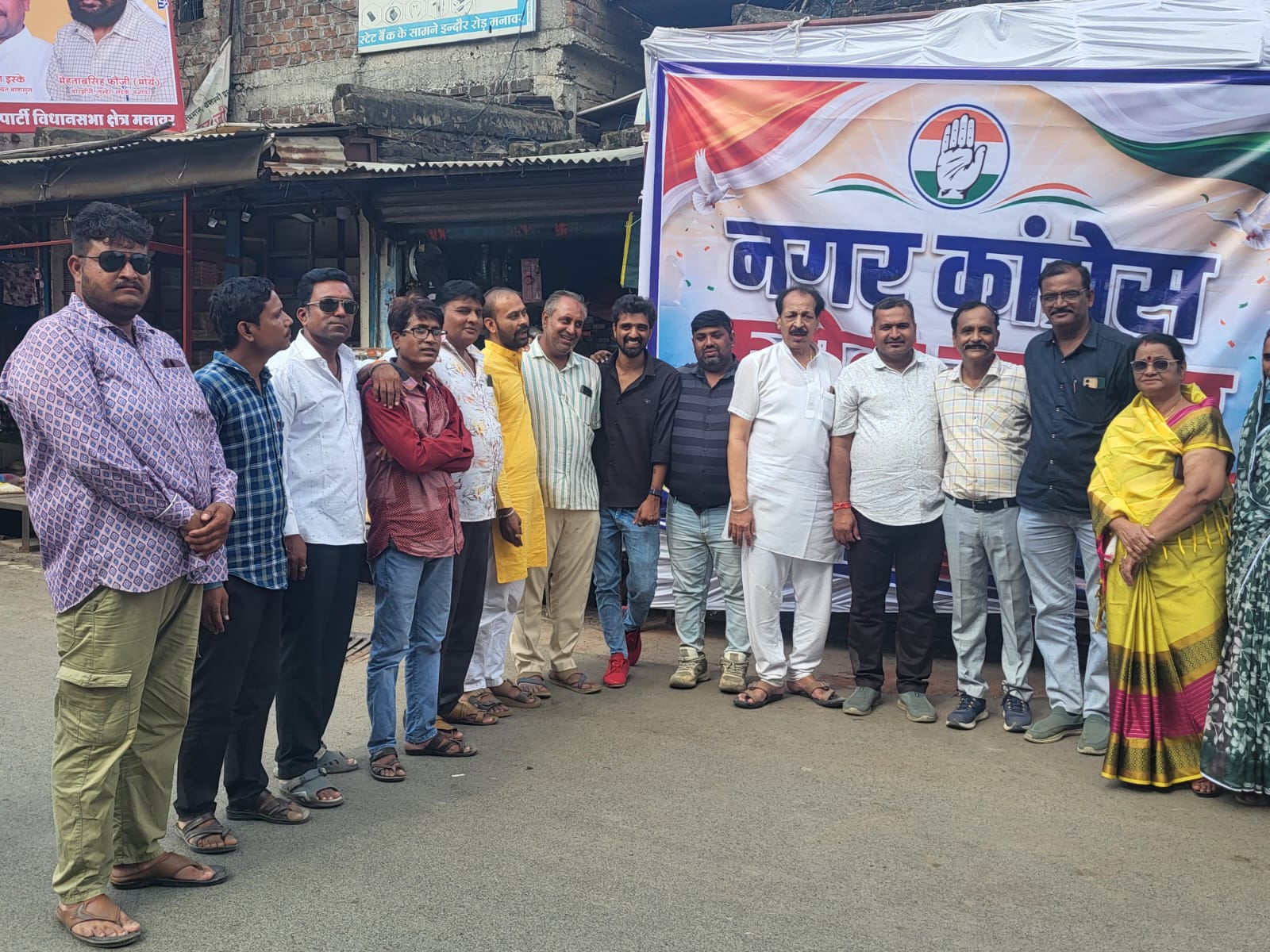 मनावर में विश्व आदिवासी दिवस पर भव्य आयोजन, विशाल रैली ने बढ़ाया आदिवासी एकता का जोश