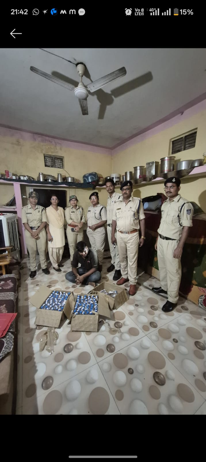 ग्राम हिनौती में अवैध शराब के खिलाफ आबकारी विभाग की कार्रवाई, 110 पाव देशी मदिरा जब्त