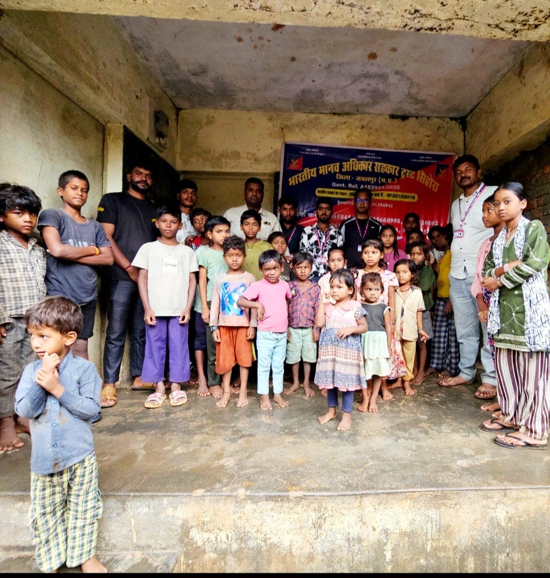 विश्व आदिवासी दिवस कटनी: 5 प्रेरक संकल्पों के साथ सेवा और जनजागरूकता की शानदार पहल