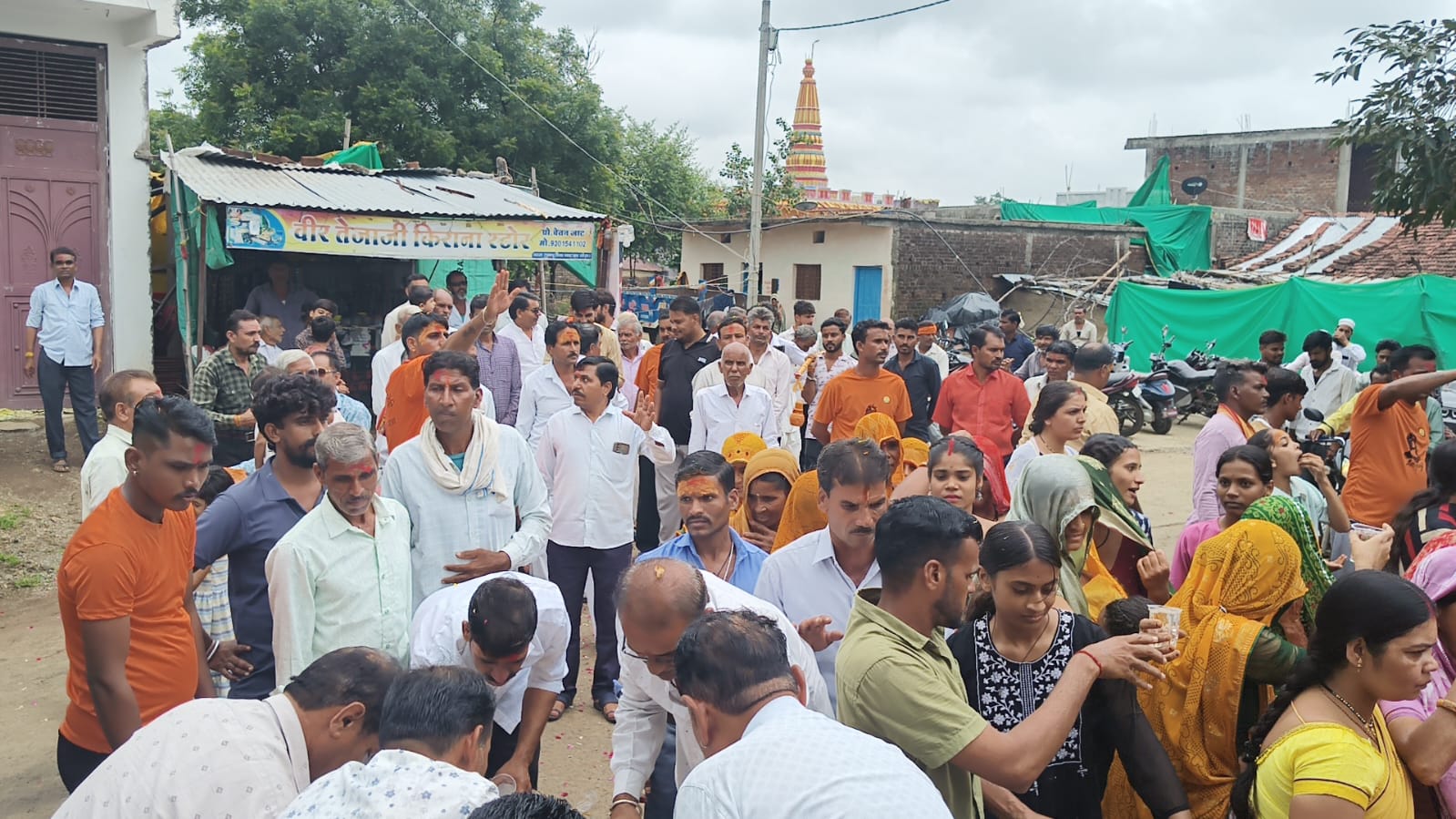 भोले की भक्ति में लीन हुए करौंदी के ग्रामीण, 21 किलोमीटर पैदल कावड़ यात्रा निकालकर किया जलाभिषेक