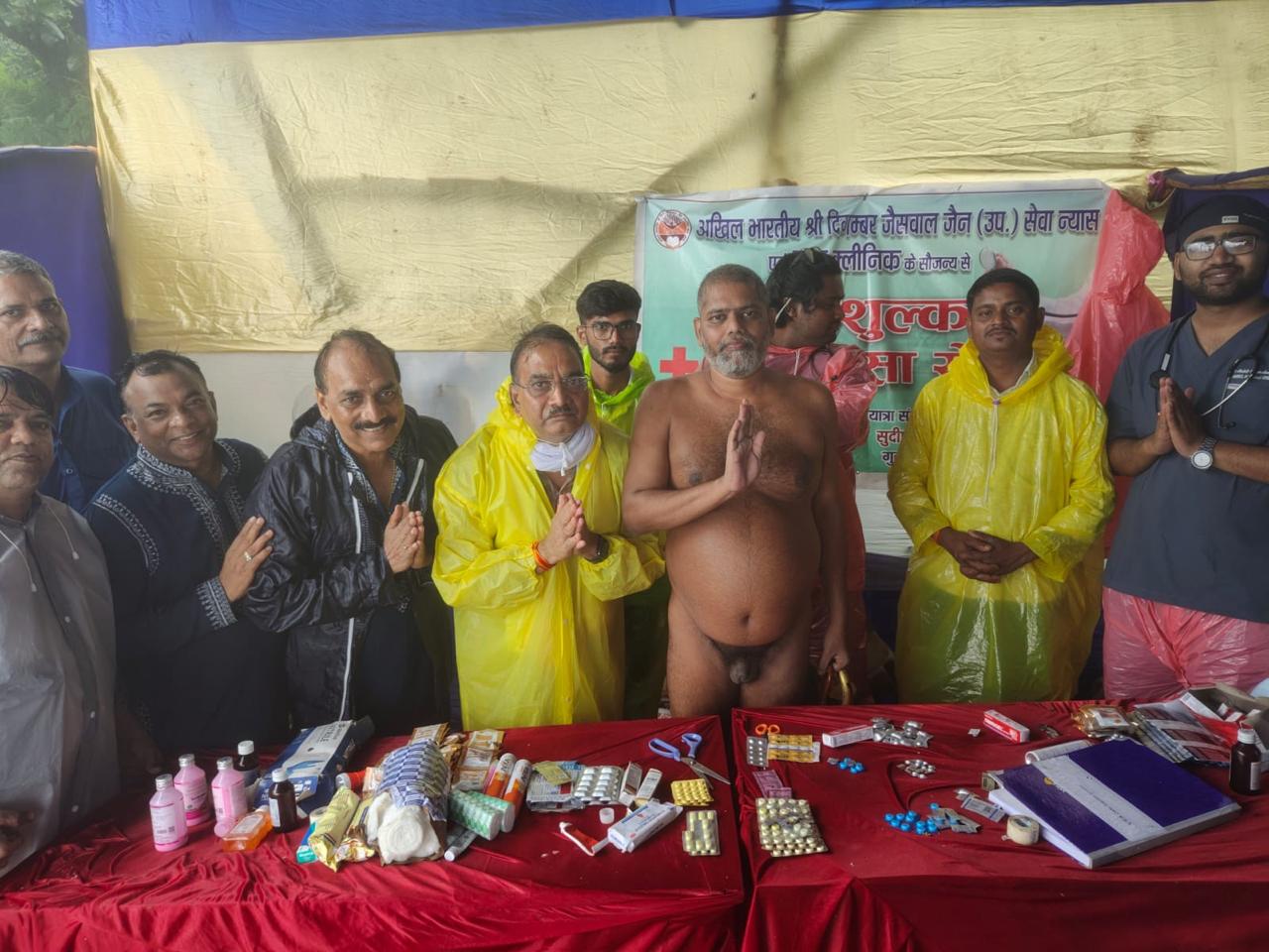 सम्मेद शिखरजी में जैसवाल जैन सेवा न्यास का भव्य सेवा आयोजन, 12 हजार तीर्थयात्रियों ने लिया वात्सल्य भोज का लाभ