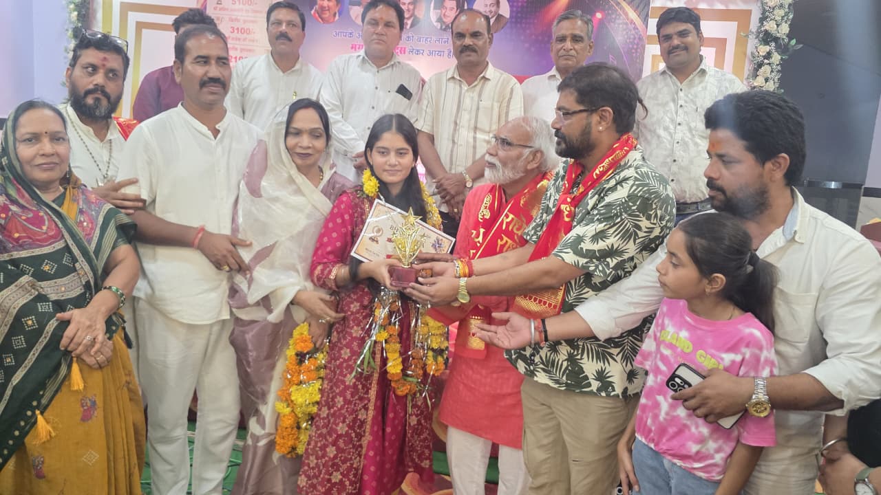 द वॉइस ऑफ भैरूंदा सीजन-1 का शानदार समापन, अंजली व्यास ने जीता विजेता का ताज