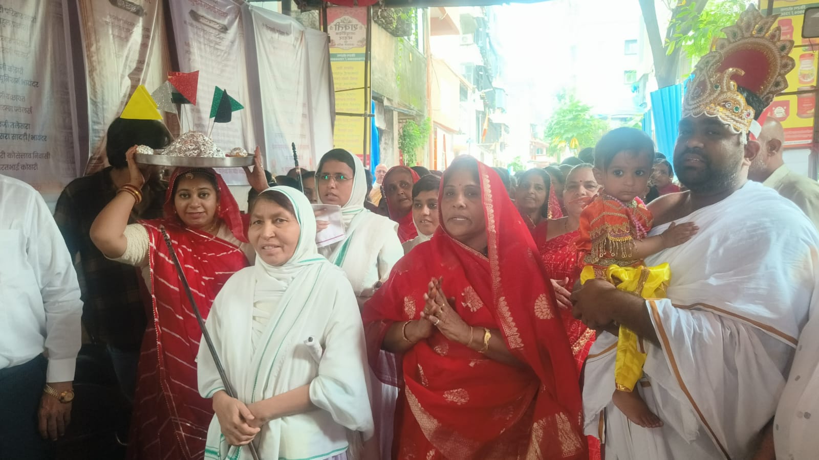भायंदर में पहली बार भगवान पार्श्वनाथ का निर्वाण-मोक्ष महोत्सव आयोजित, श्रद्धालुओं ने भक्ति भाव से चढ़ाया निर्वाण लड्डू