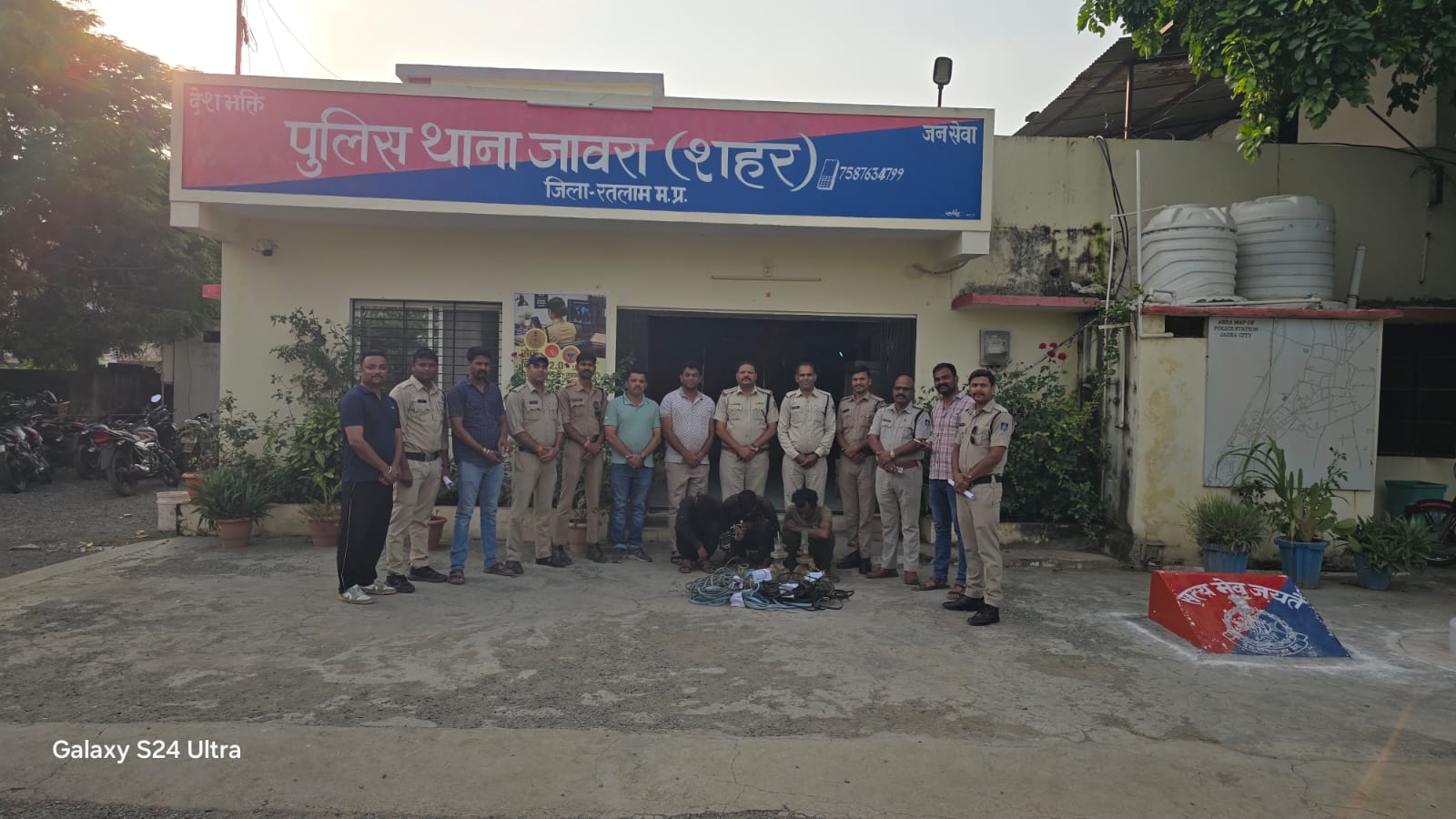 जावरा शहर पुलिस की बड़ी सफलता: 3 आरोपी गिरफ्तार, ₹55 हजार की 2 मोटर और 5 कॉपर केबल बरामद