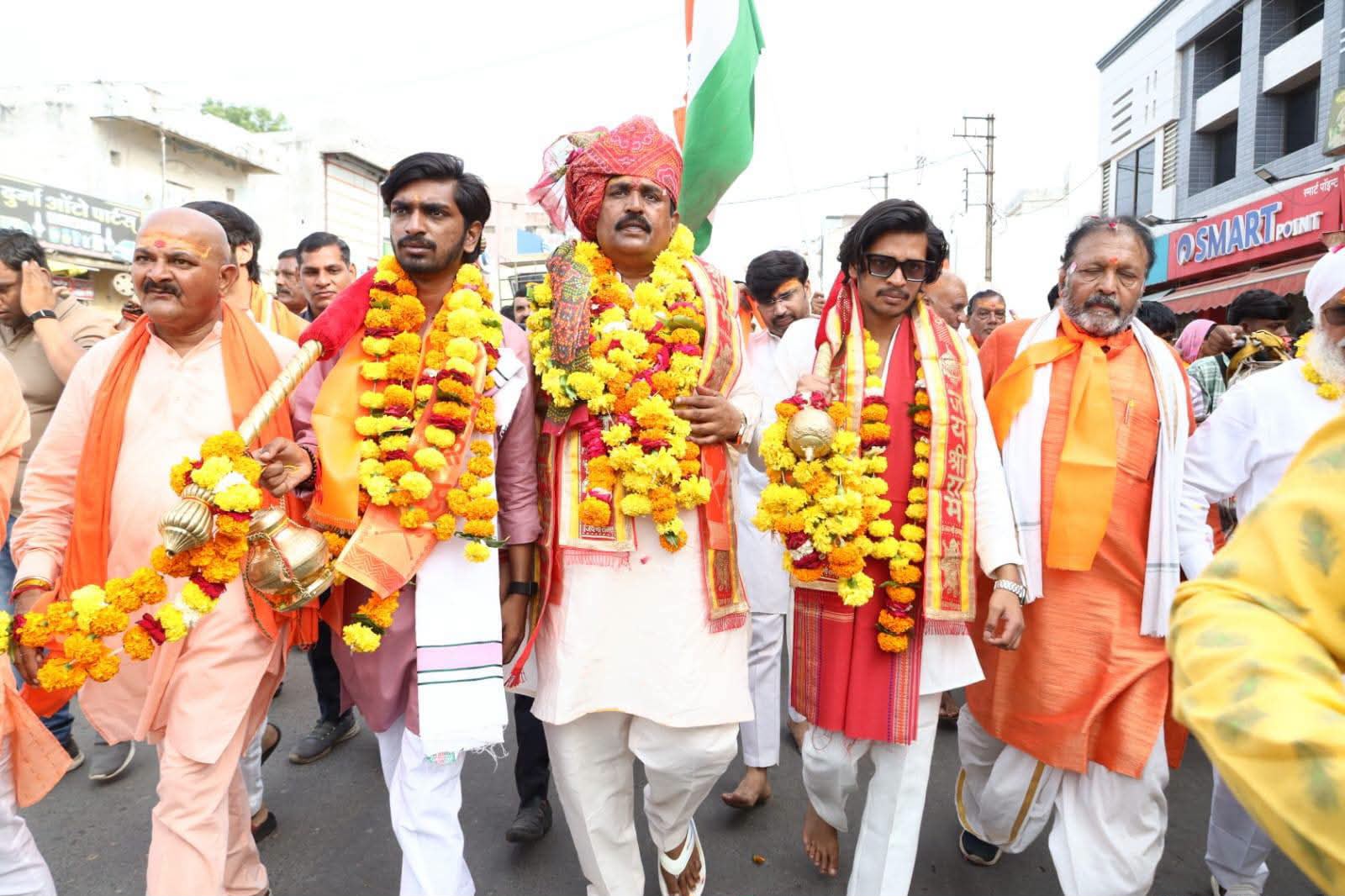 माहिष्मती बोल बम कांवड़ यात्रा में गूंजा हर-हर महादेव, ओंकारेश्वर में हुआ भव्य समापन