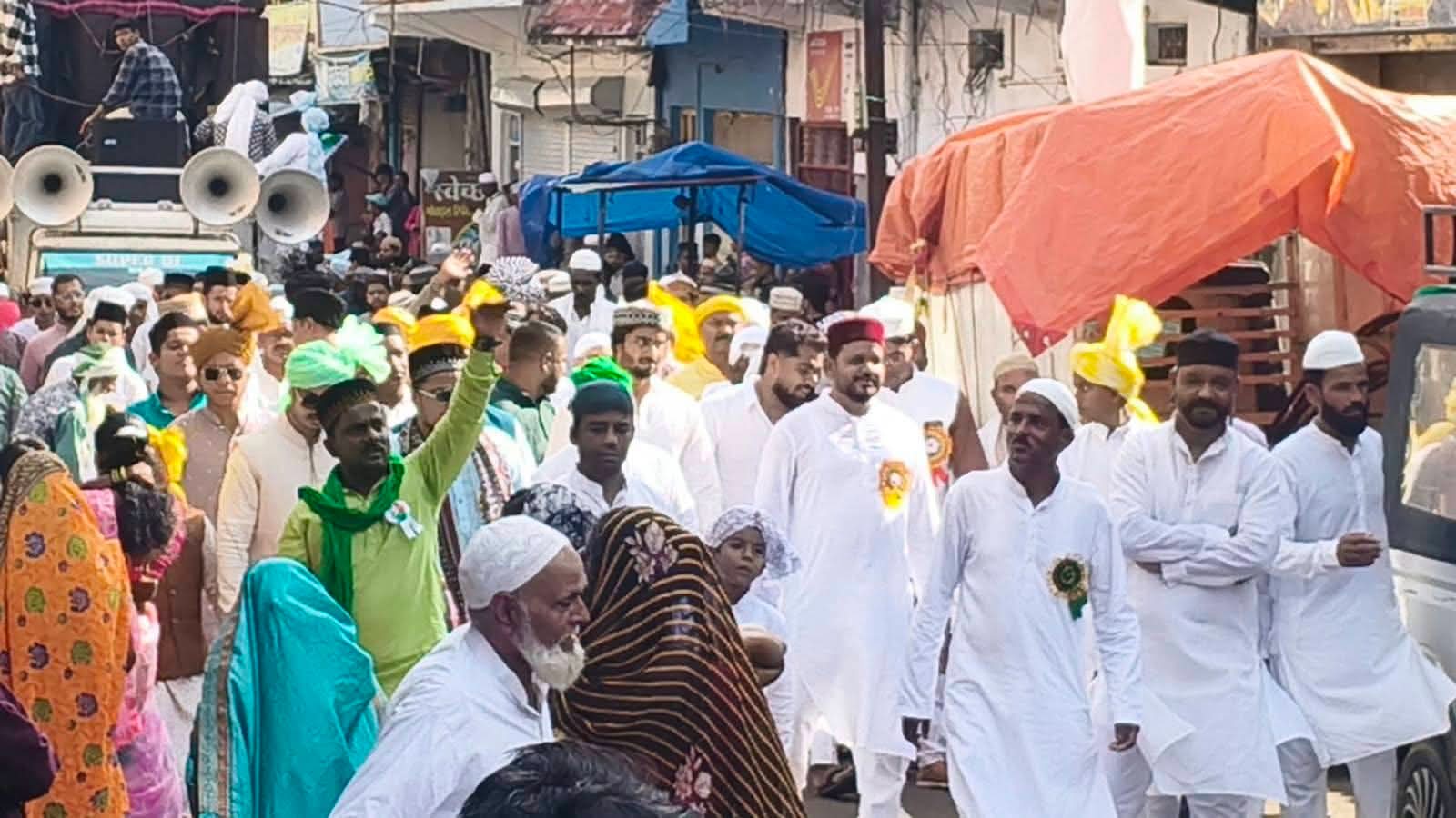 Kotma में अकीदत और उत्साह के साथ निकला ईद-ए-मिलादुन्नबी का भव्य जुलूस