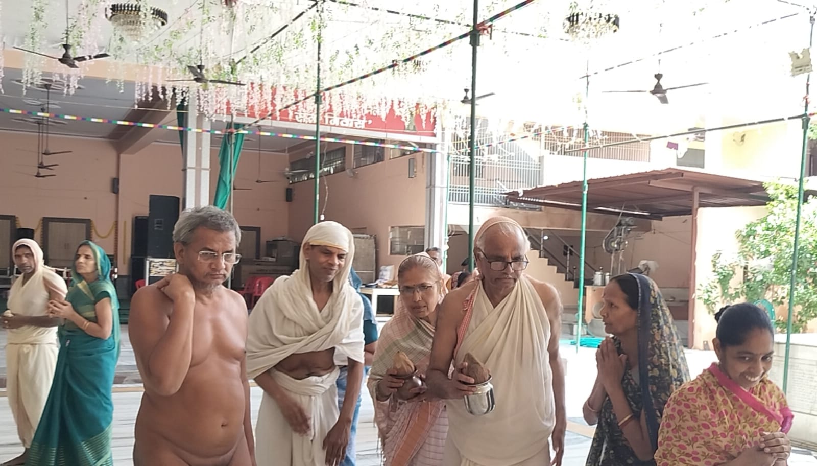 आज आचार्यश्री उदारसागरजी करेंगे चातुर्मास की मंगल कलश स्थापना, धर्मसभा में आत्मचिंतन का दिया संदेश