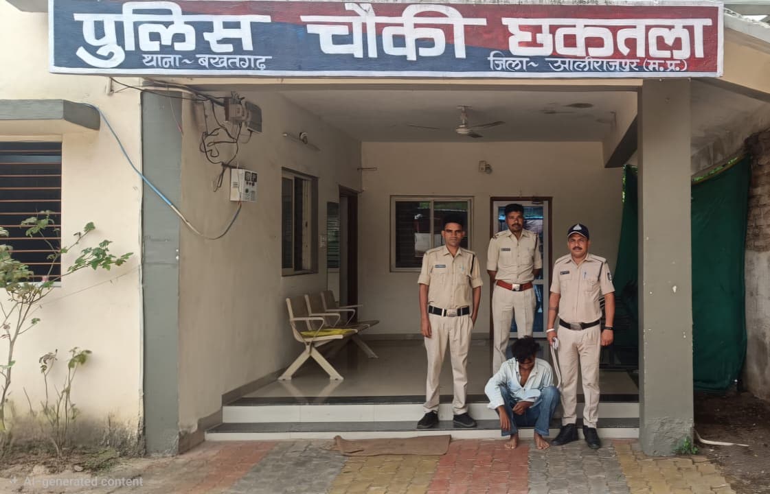 वाहन चेकिंग के दौरान चोरी की मोटरसाइकिल सहित आरोपी गिरफ्तार, रंग बदलकर चला रहा था बाइक